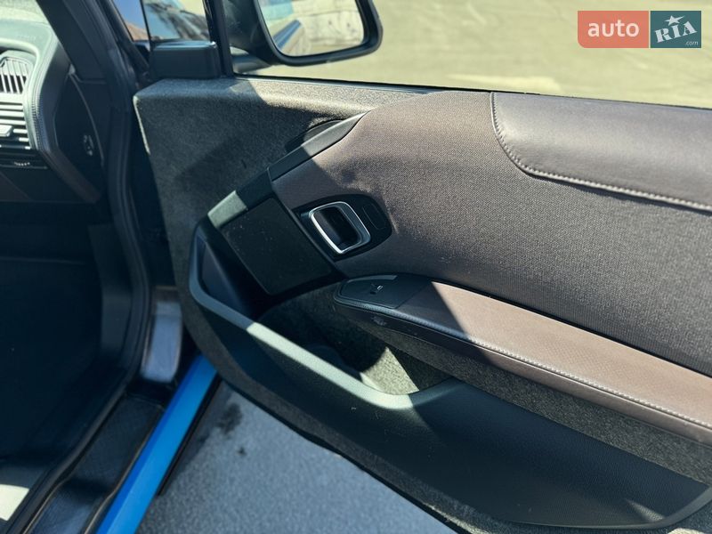 Хетчбек BMW I3 2018 в Києві фото 12 Хетчбек BMW I3 2018 в Києві