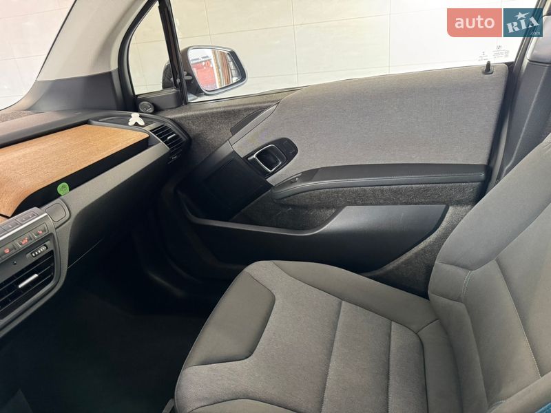 Хэтчбек BMW I3 2017 в Киеве фото 14 Хэтчбек BMW I3 2017 в Киеве