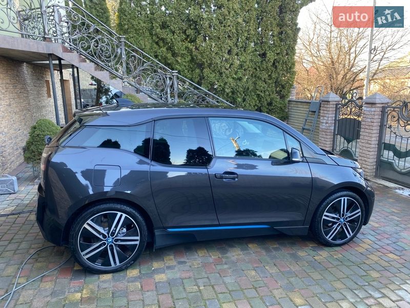 Хэтчбек BMW I3 2015 в Черновцах