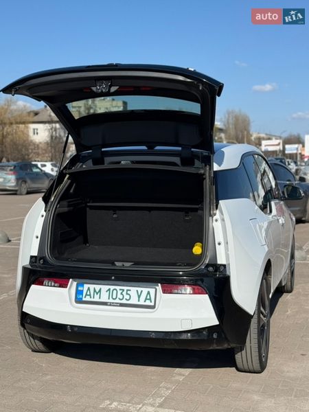 Хэтчбек BMW I3 2015 в Житомире
