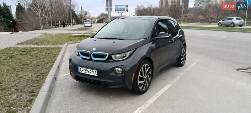 BMW I3