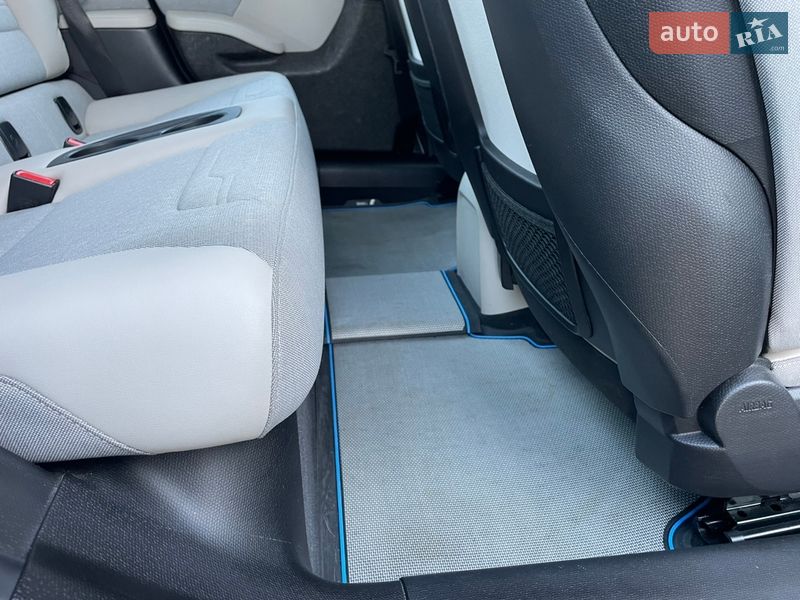 Хетчбек BMW I3 2014 в Стрию