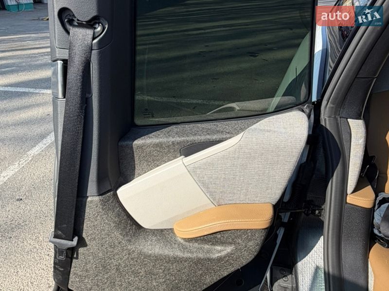 Хэтчбек BMW I3 2015 в Одессе