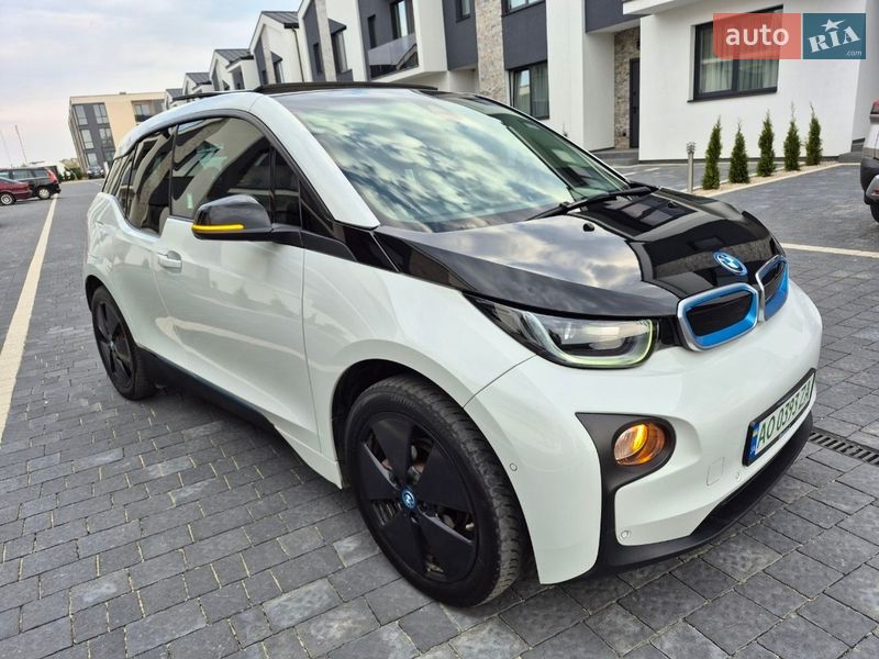 Хэтчбек BMW I3 2016 в Ужгороде