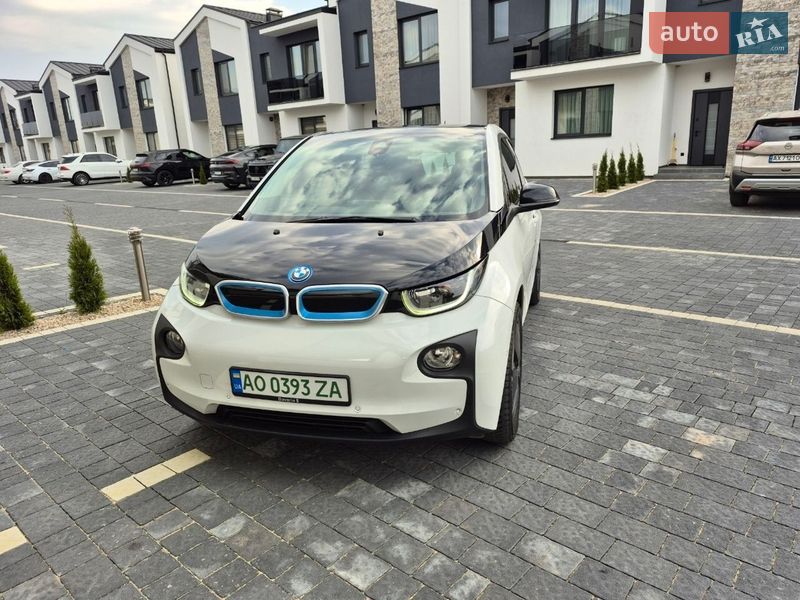 Хэтчбек BMW I3 2016 в Ужгороде
