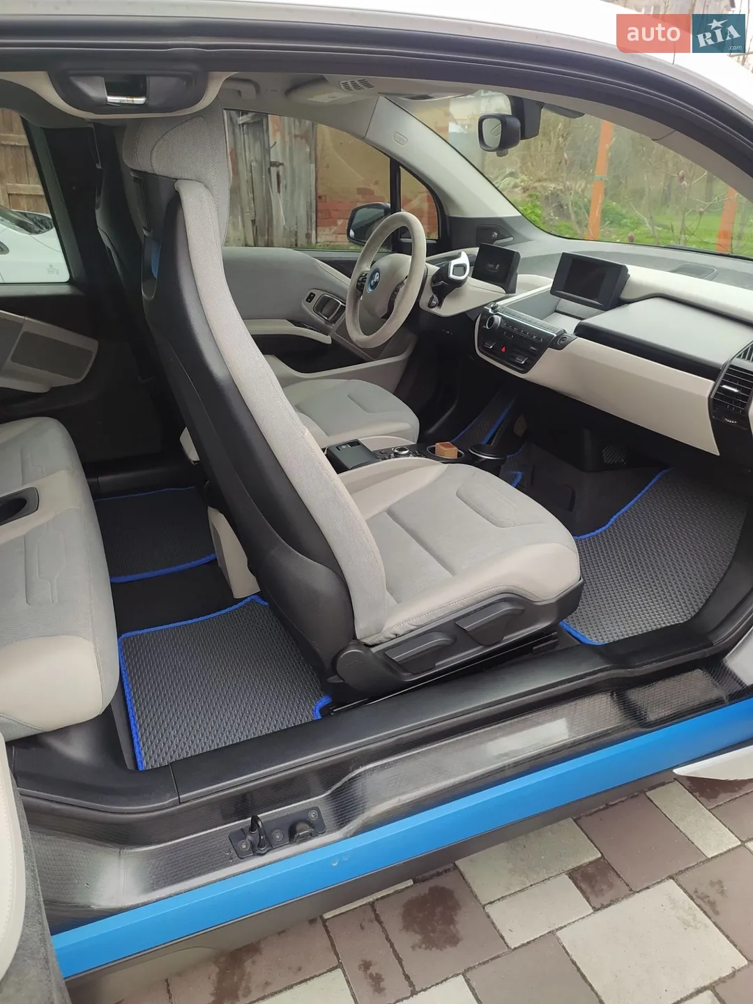 2016 BMW i3 - мініатюра 15