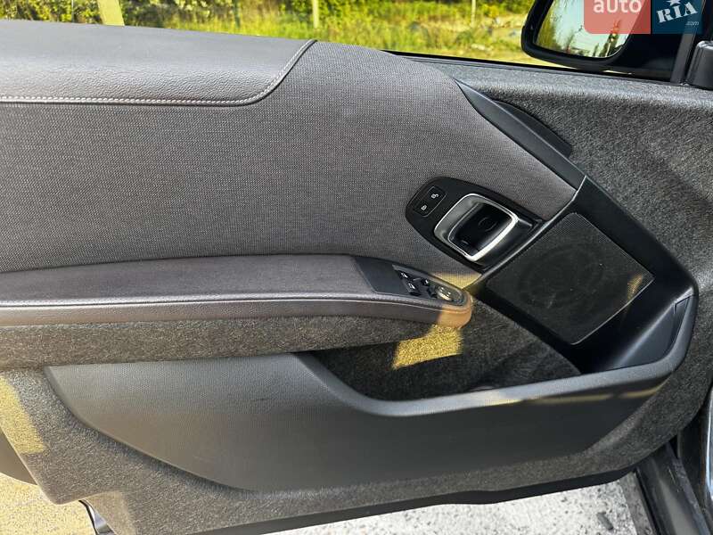 Хэтчбек BMW I3 2019 в Киеве