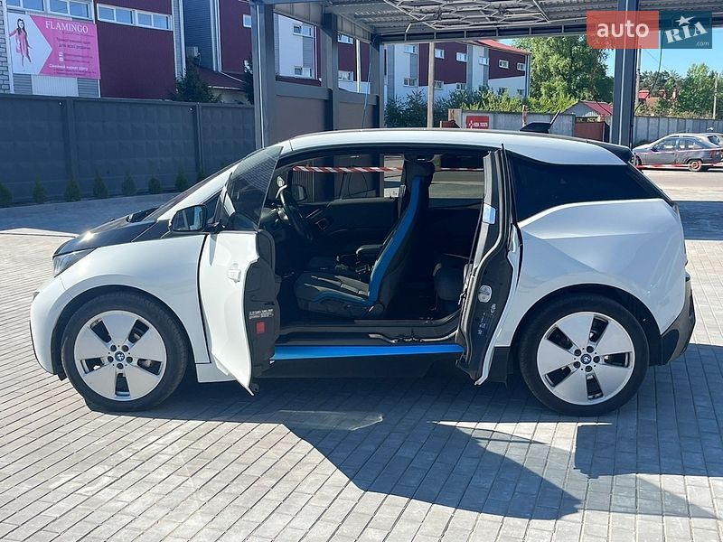 Хетчбек BMW I3 2014 в Горішніх Плавнях