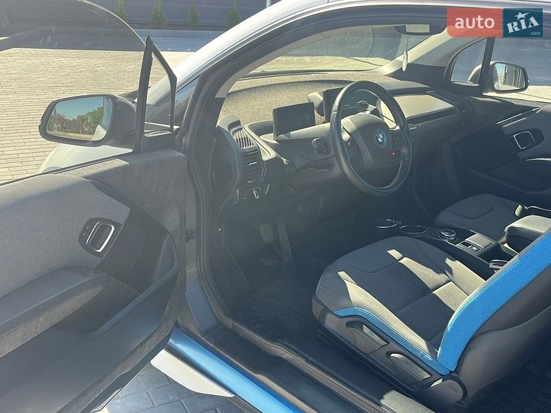 Хетчбек BMW I3 2014 в Горішніх Плавнях