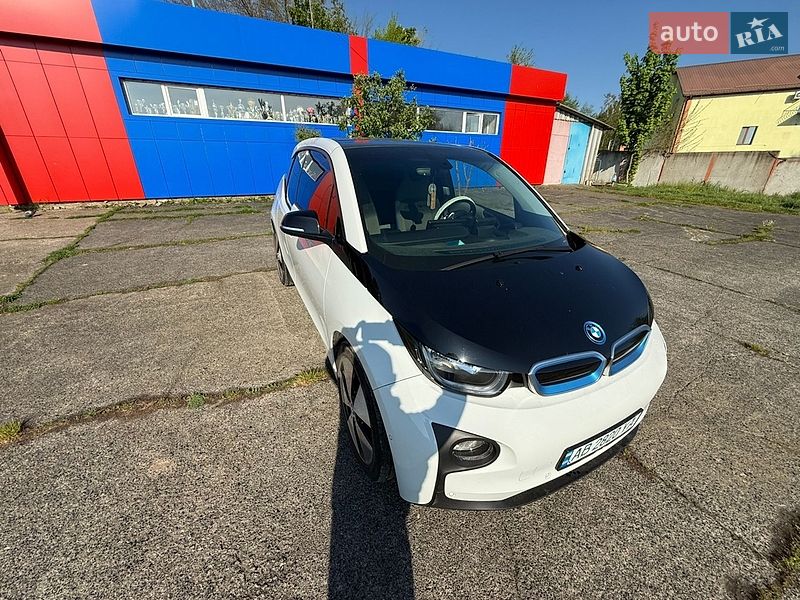 Хэтчбек BMW I3 2015 в Ладыжине
