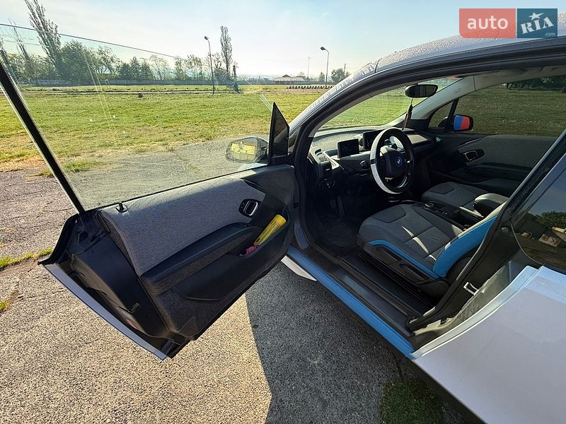 Хэтчбек BMW I3 2015 в Ладыжине