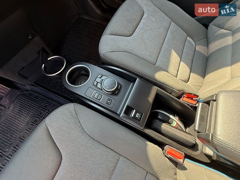 Хэтчбек BMW I3 2015 в Ладыжине