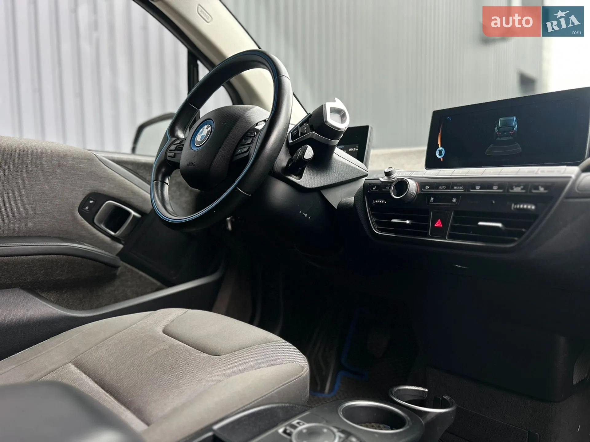 2015 BMW i3 - мініатюра 16