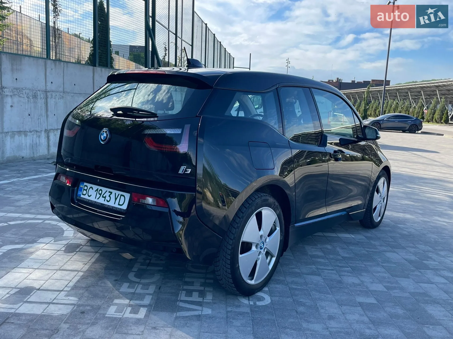 2017 BMW i3 - мініатюра 15