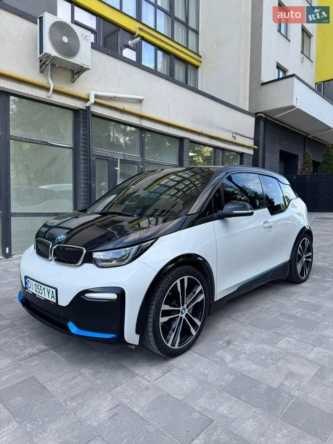 2019 BMW i3 - фото 1