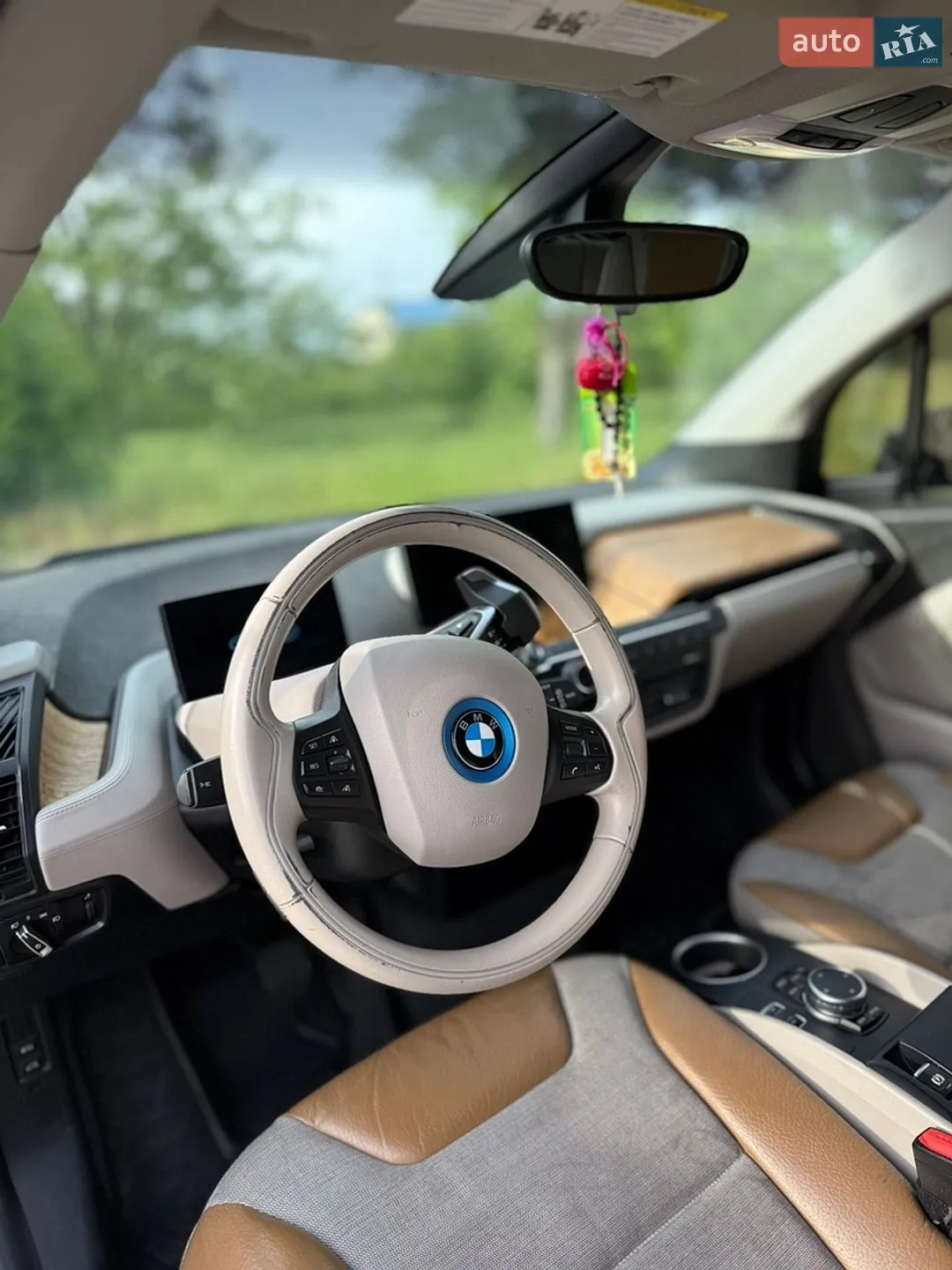 2016 BMW i3 - мініатюра 11
