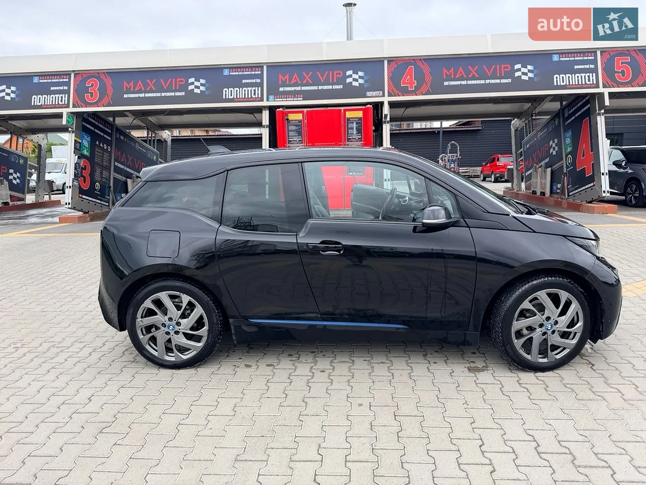 2016 BMW i3 - мініатюра 9