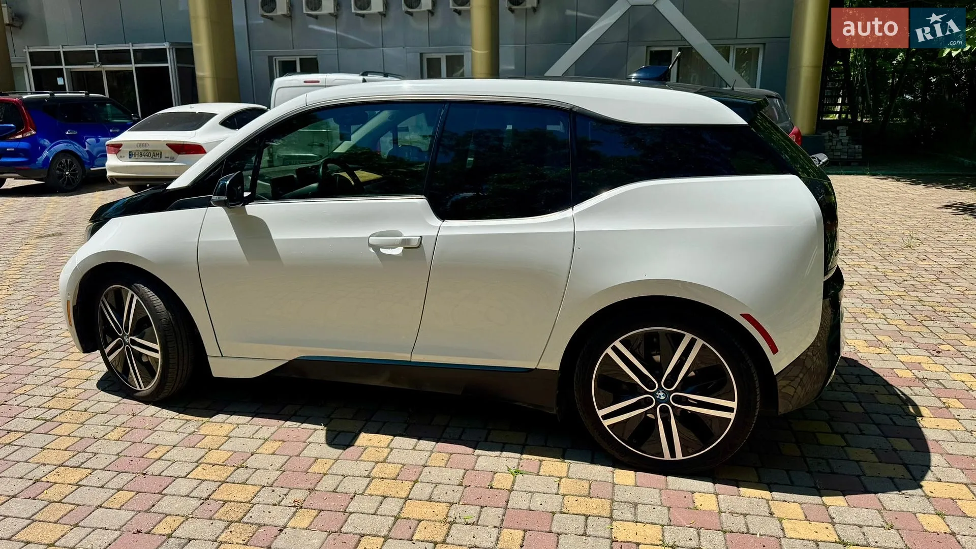 2015 BMW i3 - мініатюра 14