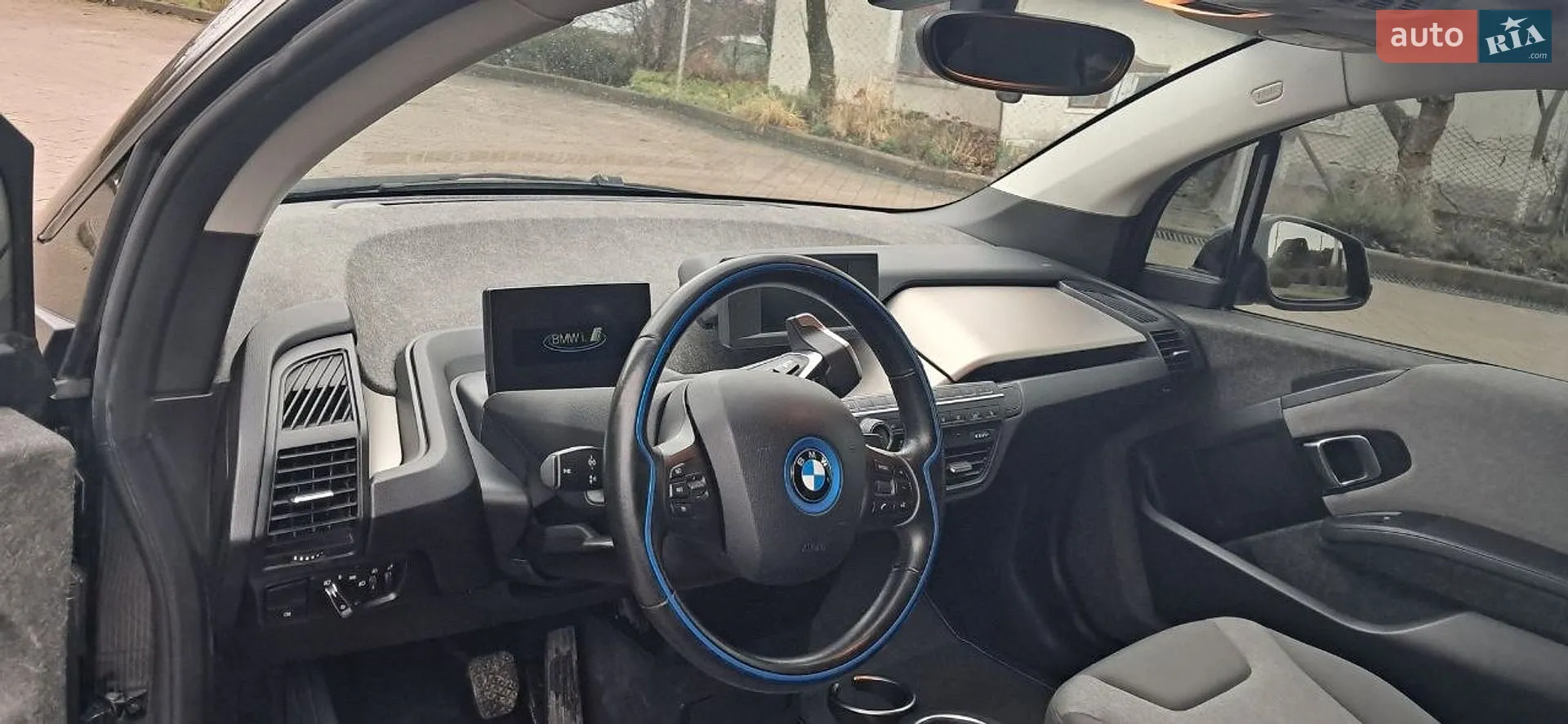 2017 BMW i3 - мініатюра 15