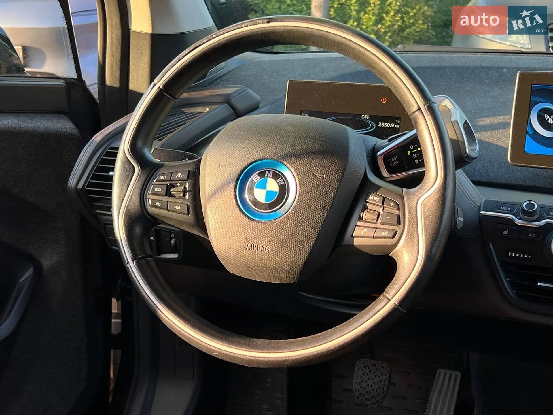 2016 BMW i3 - мініатюра 16