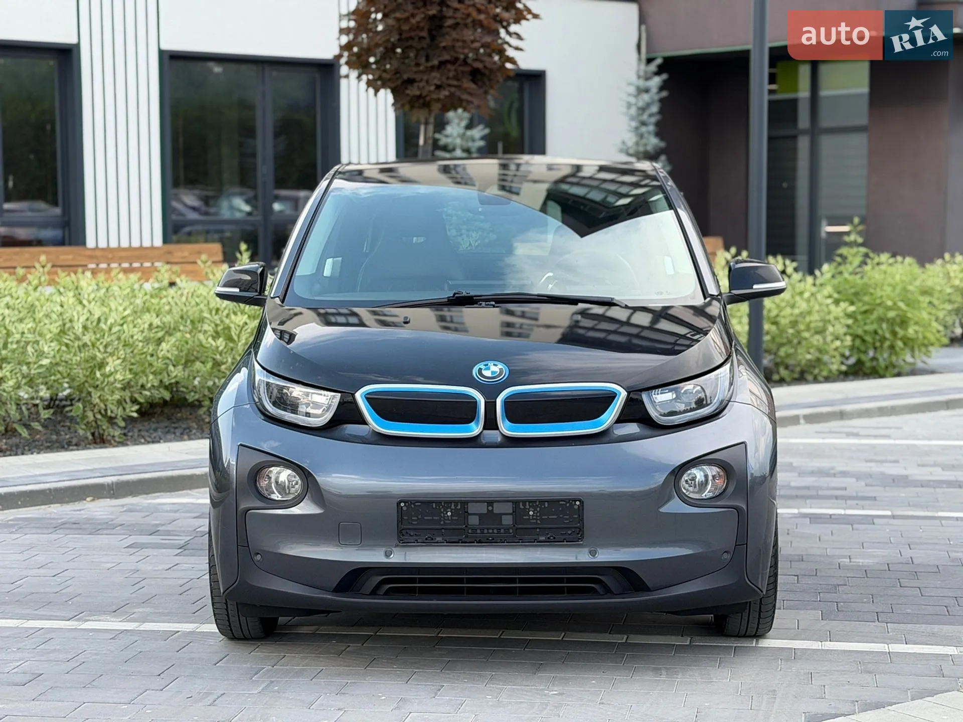 2016 BMW i3 - мініатюра 2