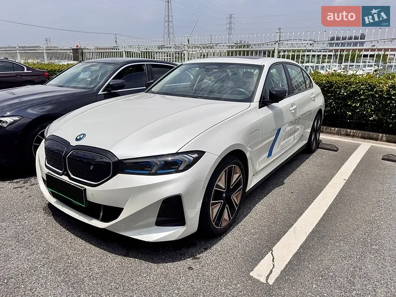 BMW I3