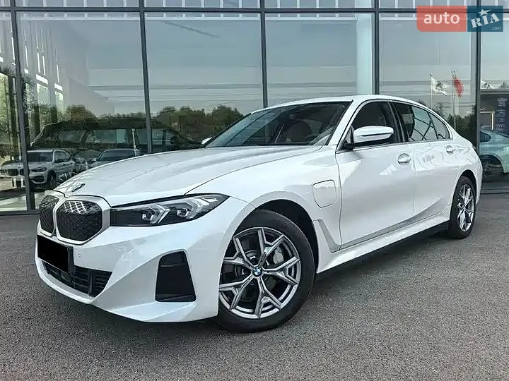 2025 BMW iX1 - мініатюра 22