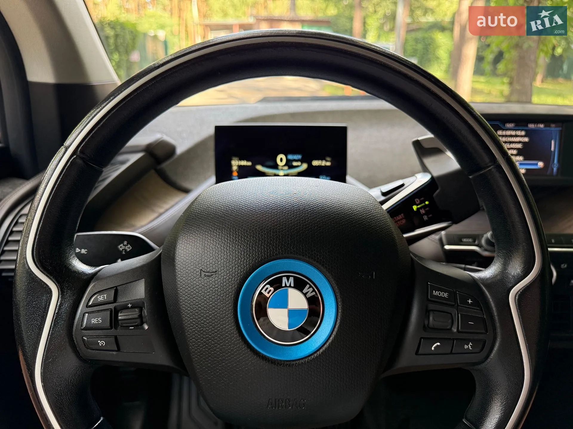 2017 BMW i3 - мініатюра 23
