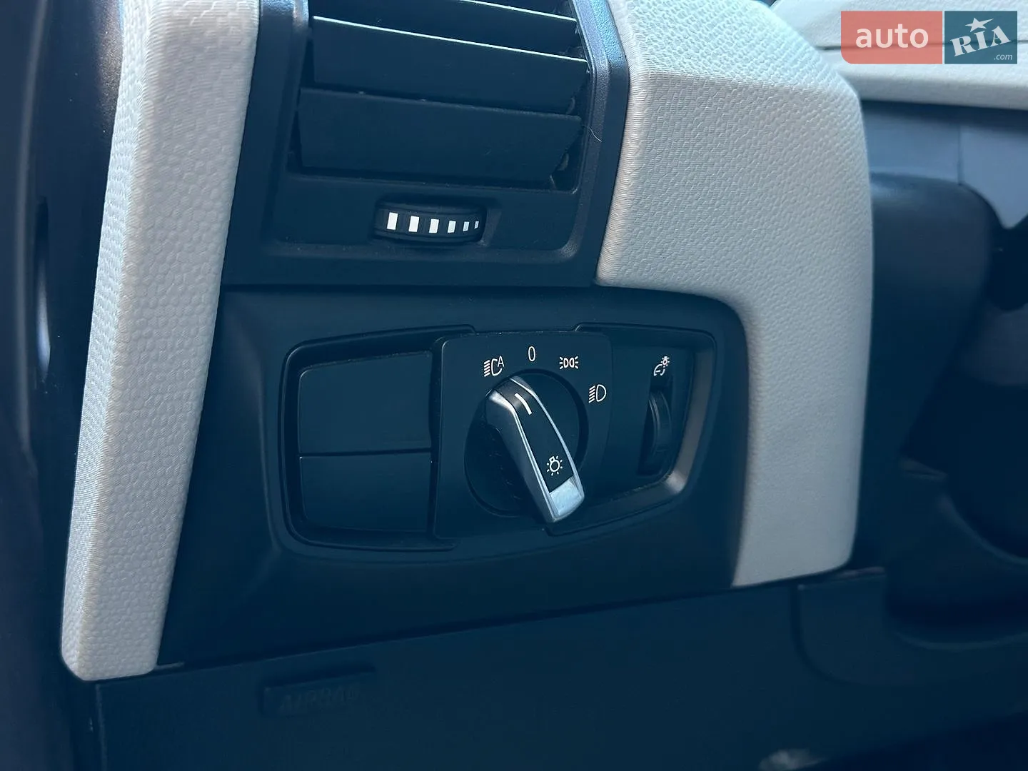 2015 BMW i3 - мініатюра 17
