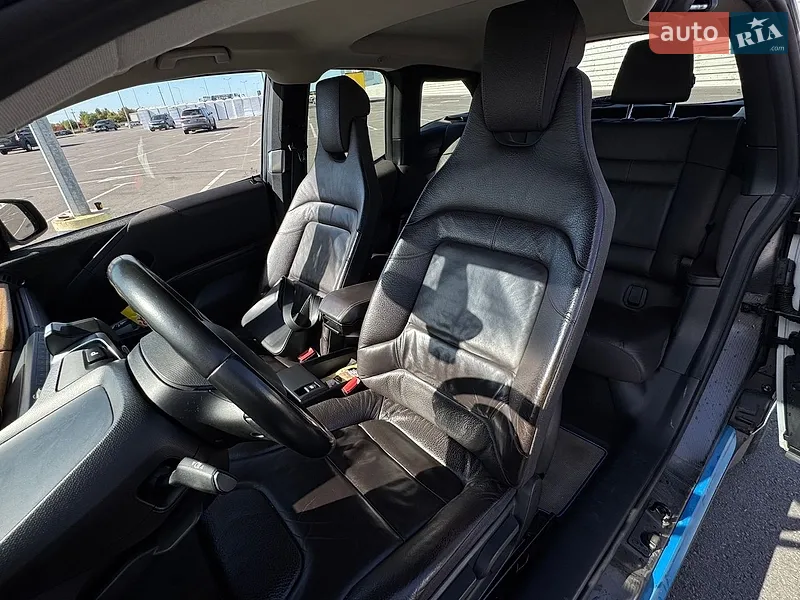 BMW I3
