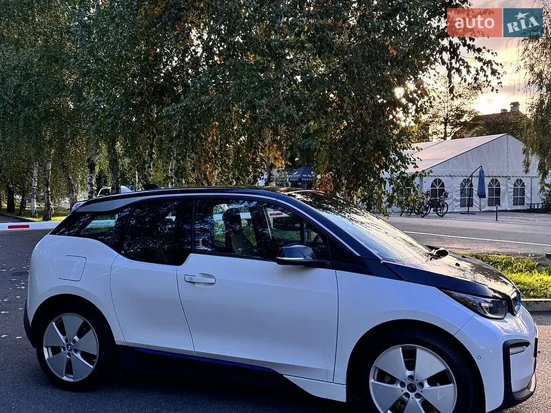 BMW I3