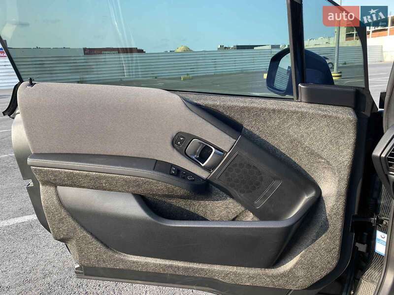 Хэтчбек BMW i3S 2021 в Львове фото 17 Хэтчбек BMW i3S 2021 в Львове