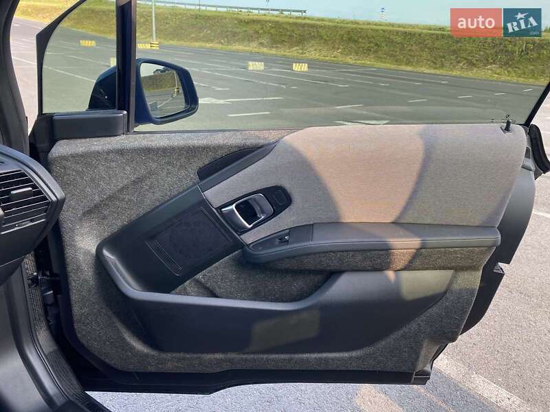Хэтчбек BMW i3S 2021 в Львове фото 16 Хэтчбек BMW i3S 2021 в Львове