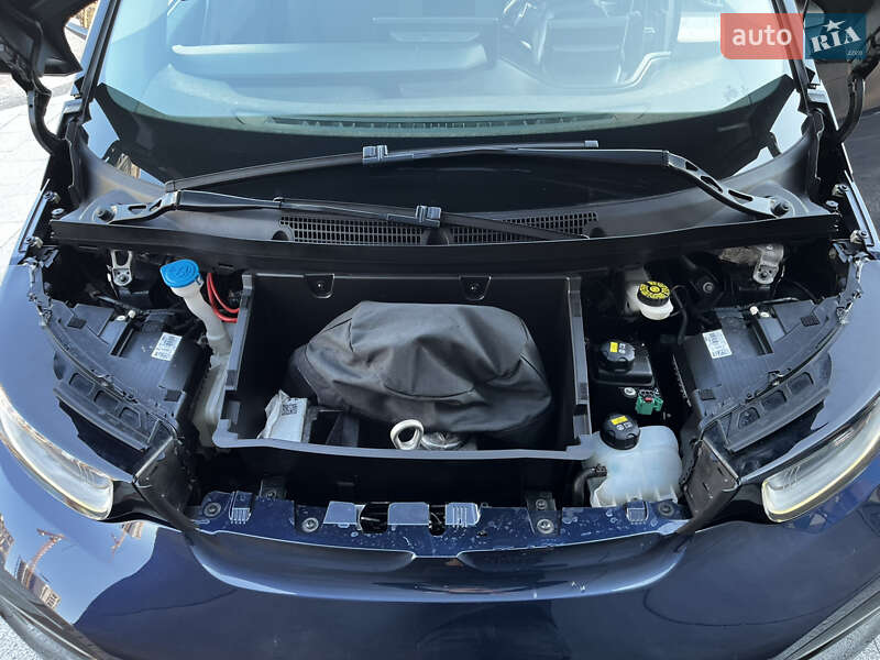 Хэтчбек BMW i3S 2018 в Киеве