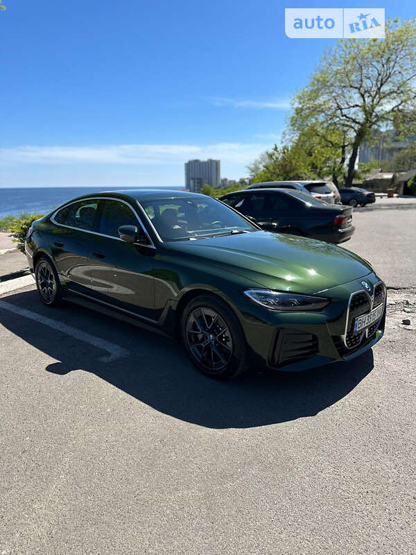 BMW i4 2023