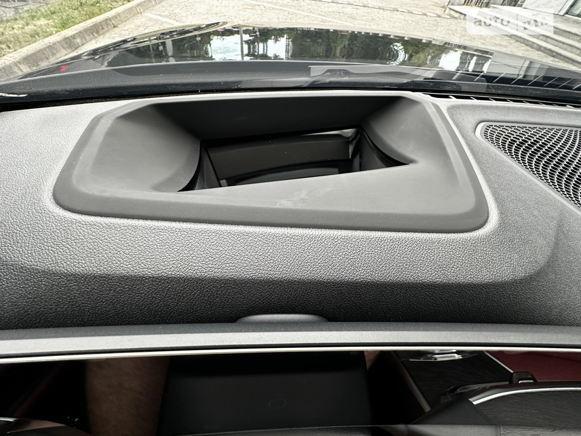 2023 BMW i4 - мініатюра 33
