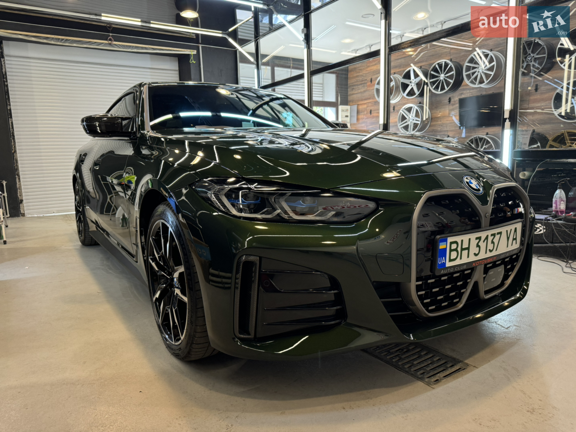 2023 BMW i4 - мініатюра 3