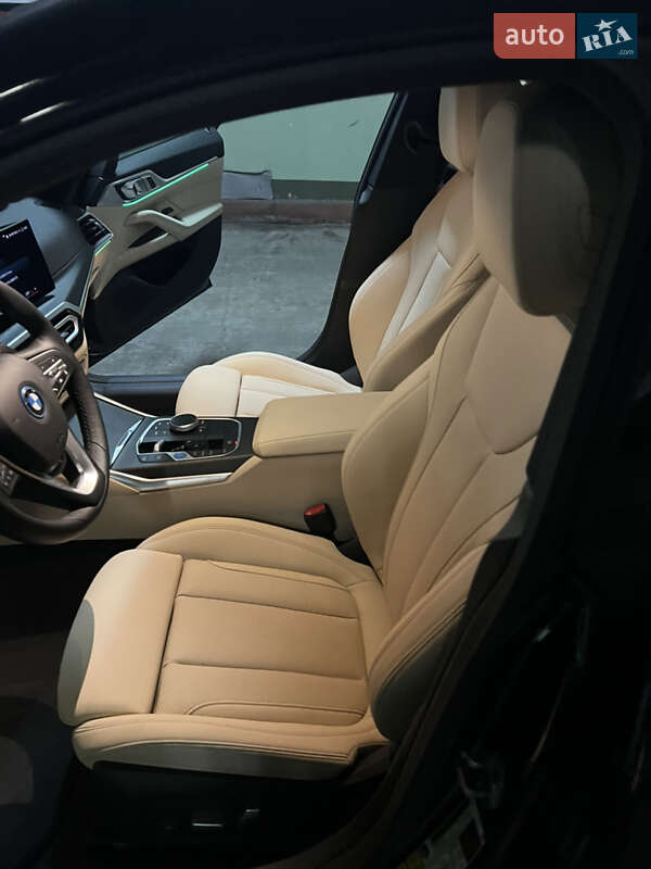 Купе BMW i4 2023 в Києві