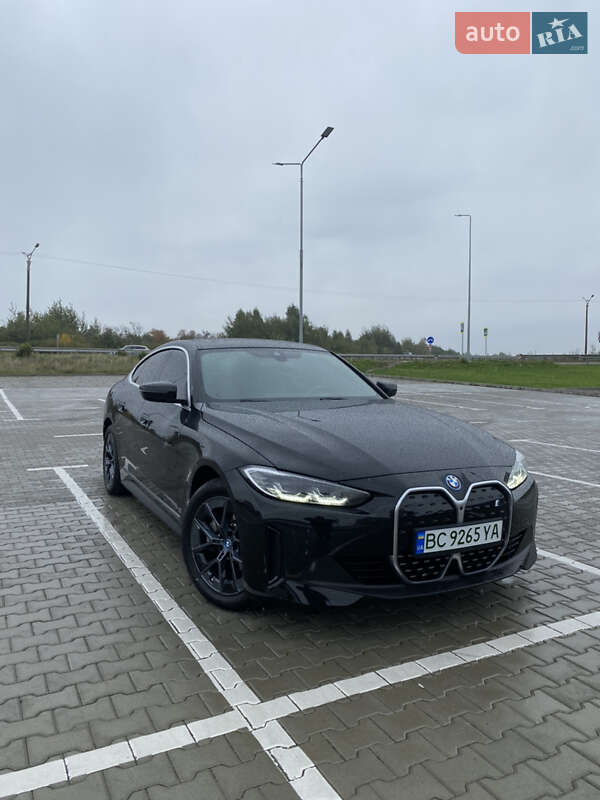 Купе BMW i4 2023 в Львове