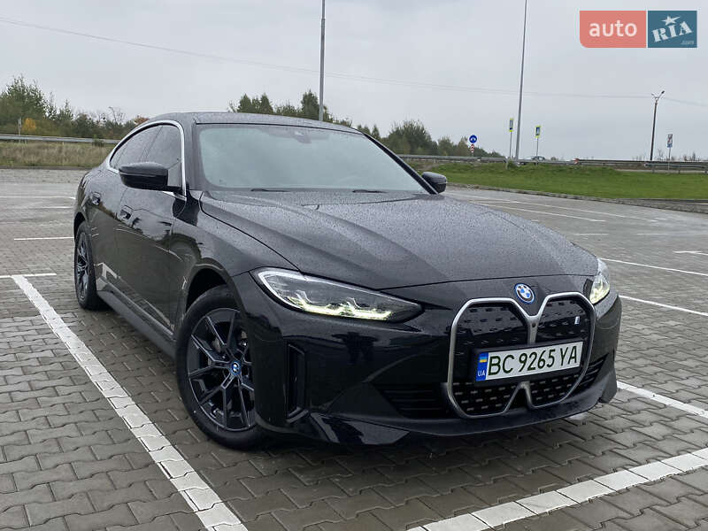 Купе BMW i4 2023 в Львове