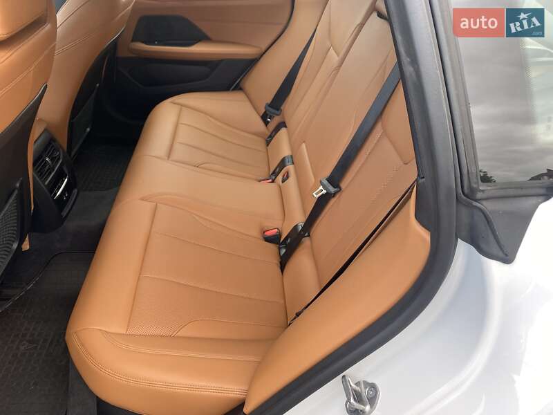 Купе BMW i4 2022 в Киеве