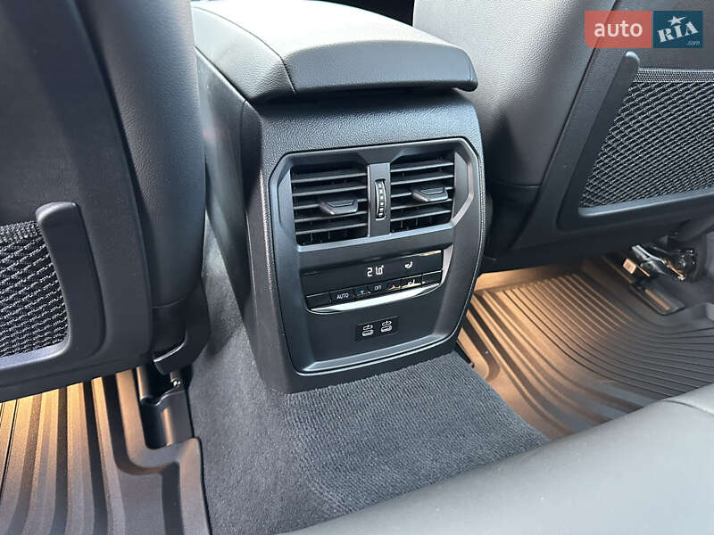 Купе BMW i4 2023 в Киеве