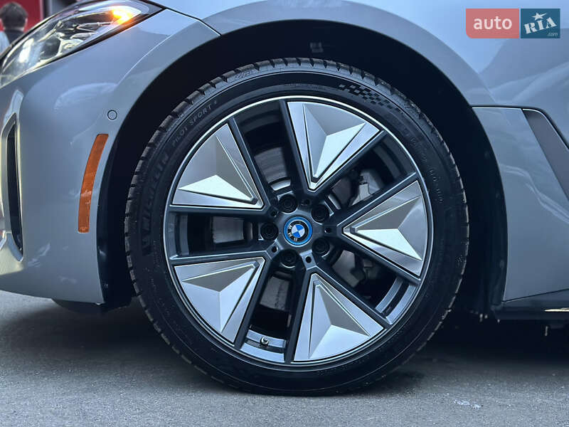 Купе BMW i4 2023 в Києві