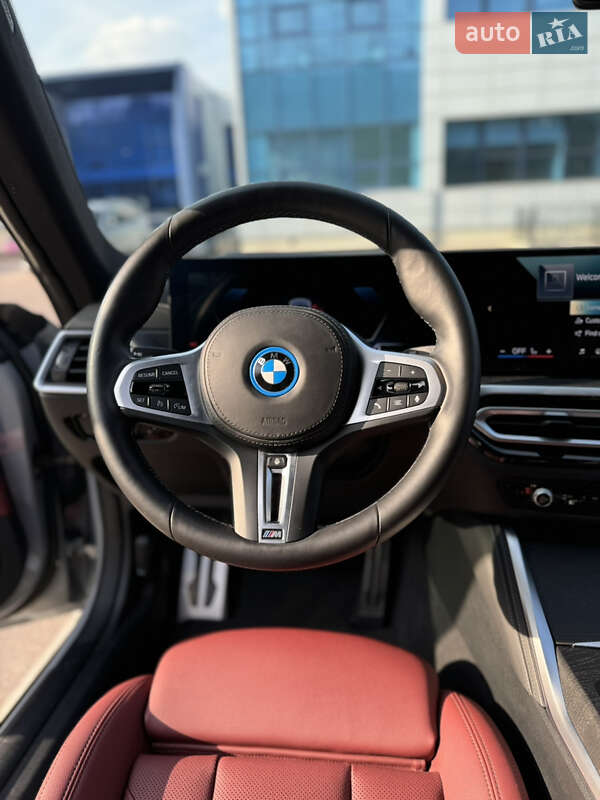 Купе BMW i4 2023 в Киеве