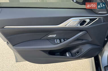 Купе BMW i4 2022 в 