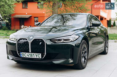 Купе BMW i4 2022 в 