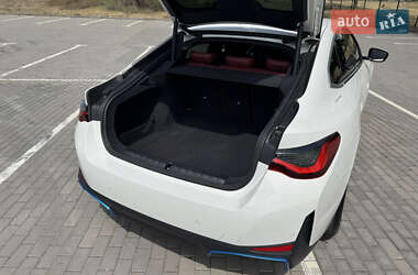 Купе BMW i4 2022 в 