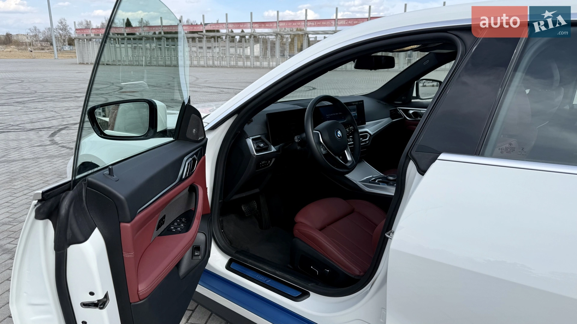 2023 BMW i4 - мініатюра 26
