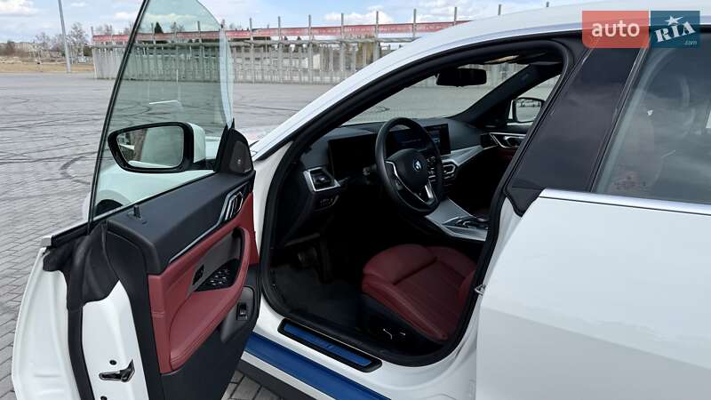 Купе BMW i4 2023 в Львові