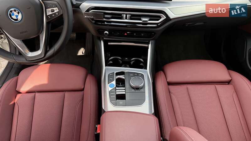 Купе BMW i4 2023 в Львові